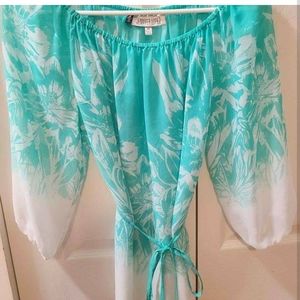 XS Jennifer Lopez Shirt